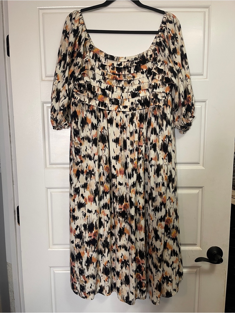 torrid Pleated Bust Abstract Print Midi Dress